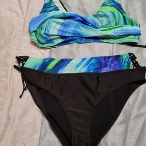 2xl blue green bathing suit 2 pc Rotita new without tags- never worn